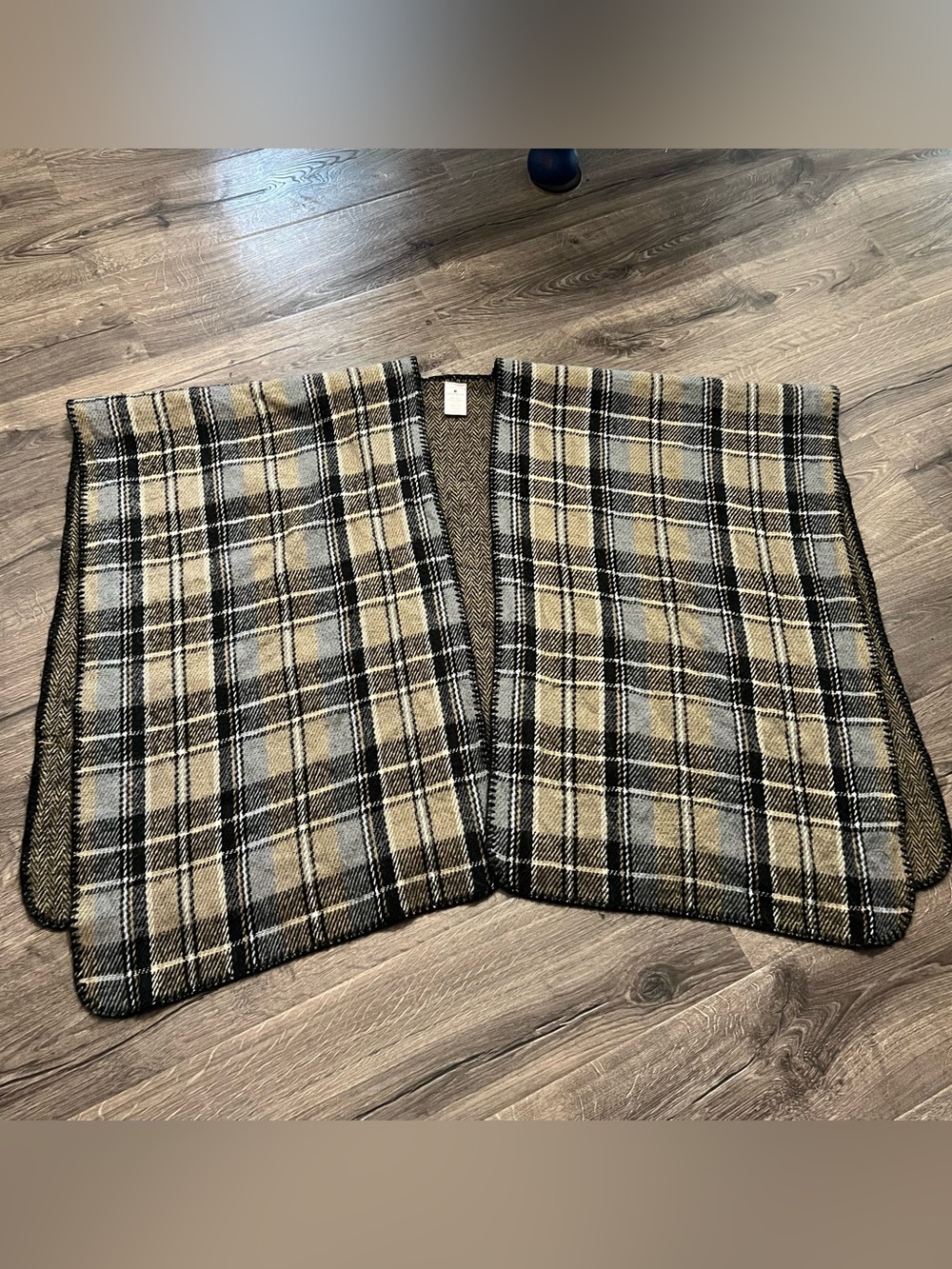 Woolrich Reversible Plaid and Herringbone Blanket Wrap Poncho One Size Acrylic